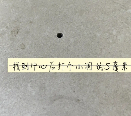 市南瓷砖空鼓维修公司专业解答在瓷砖铺贴过程中，如果砂料搅拌不均匀，将会带来以下问题
